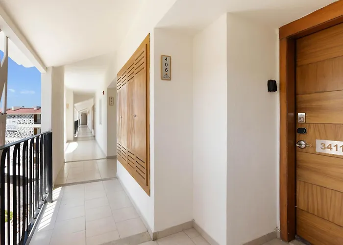 Vista La Jolla 2 Bedroom 408 Apartment *